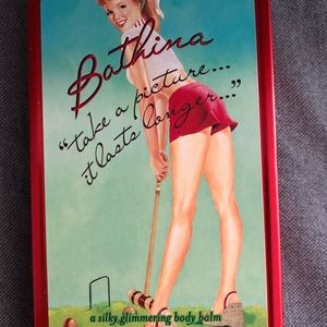 Benefit Silky Glimmering Body Balm